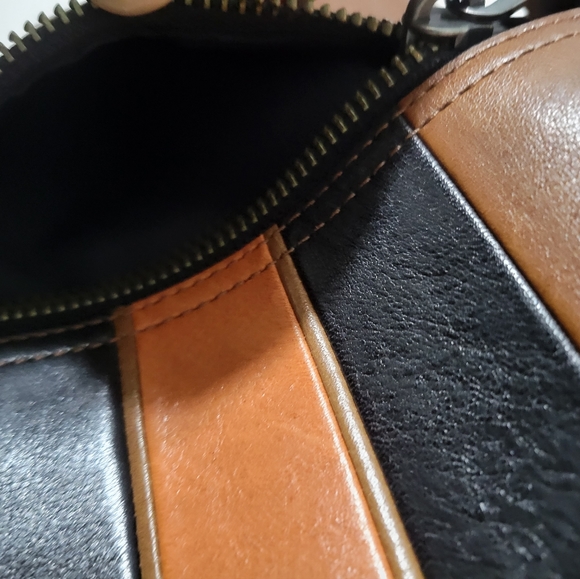 Mens Crossbody Coach - Picture 5 of 7